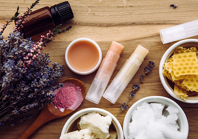 10 Natural ways to make your home smell great